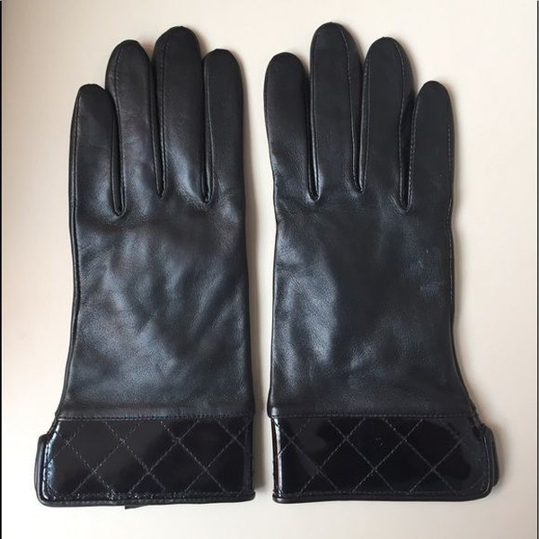 Touchscreen Leather Driving Gloves